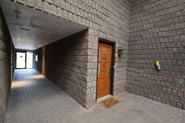 200 East ST S #602, Kawartha Lakes, ON K0M 1A0