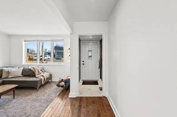 12 Stevenson AVE, Carlington - Central Park, ON K1Z 6N1