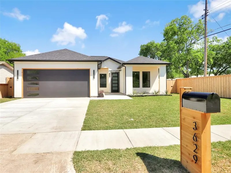 3629 Vancouver, Fort Worth, TX 76119