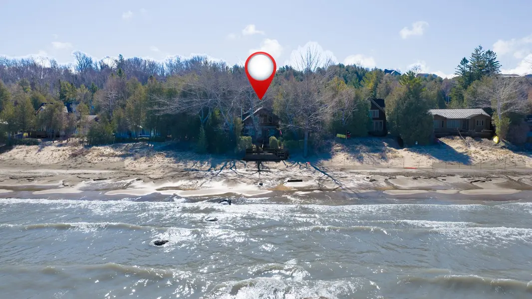 124 Bruce Beach RD, Huron-kinloss, ON N2Z 2X3