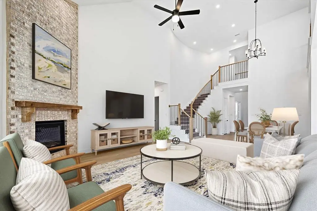 1742 Torrente Drive, Mclendon Chisholm, TX 75032