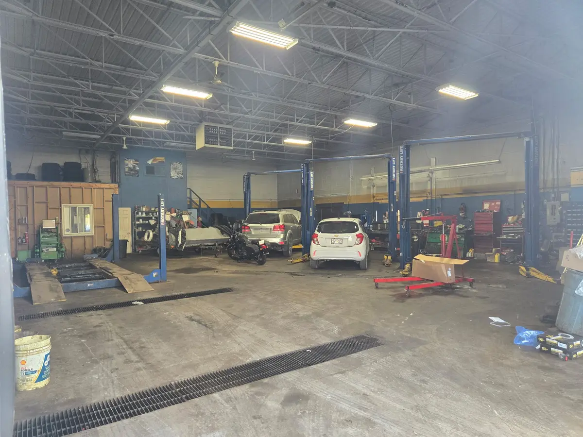 24707 Woodbine AVE #7B, Georgina, ON L4P 3E9