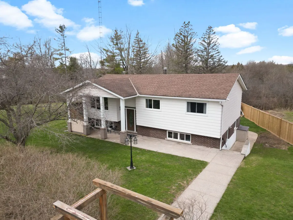 883 Ridge RD N, Fort Erie, ON L0S 1N0