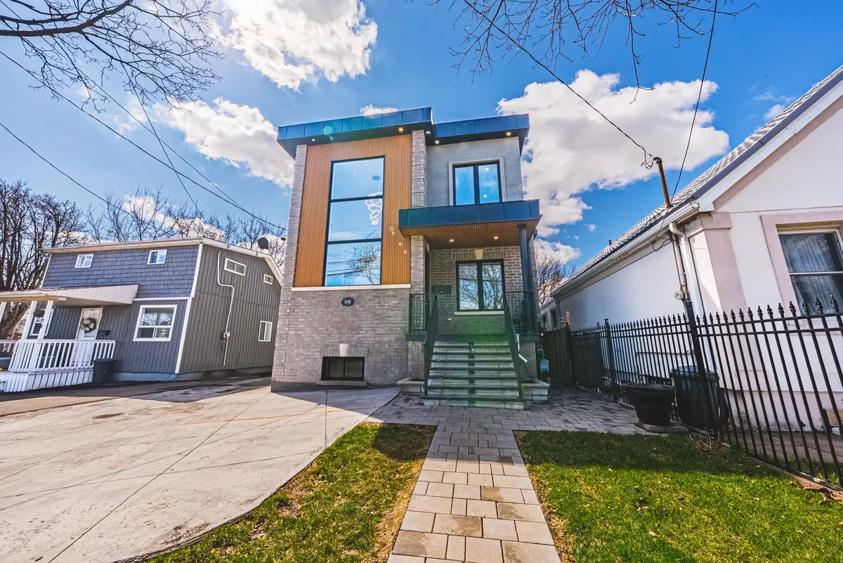 68 Vansitmart AVE N, Hamilton, ON L8H 3A5