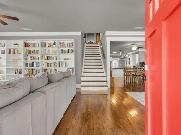 1942 Fairmount Avenue, Fort Worth, TX 76110