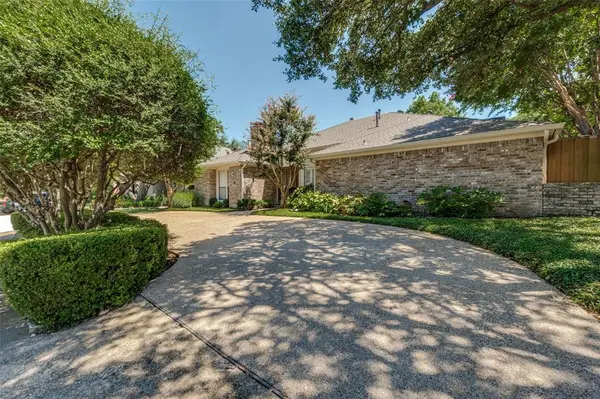 6922 Chevy Chase Avenue, Dallas, TX 75225