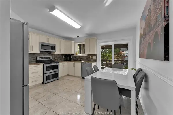 3921 Zanzibar Crescent, Windsor, ON N9G 0A5