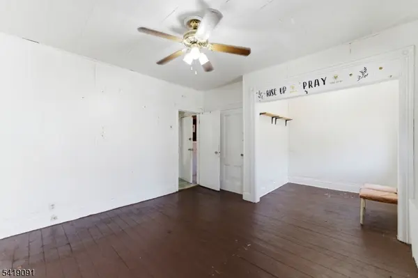 158 Fulton Ave, Jersey City, NJ 07305