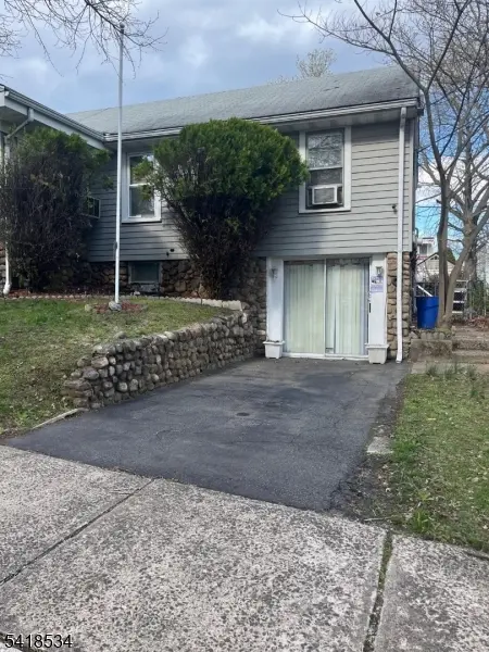 244-250 Arlington Ave, Paterson City, NJ 07502