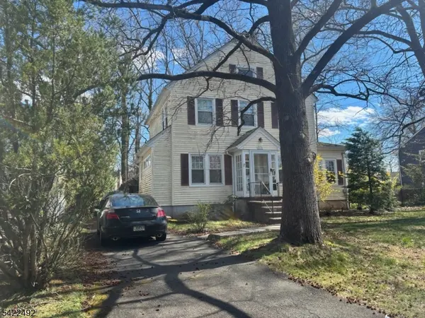 130 Beech Ave, Fanwood Boro, NJ 07023