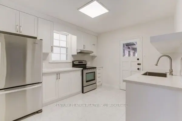 46 Fenn AVE, Toronto C12, ON M2L 1M8