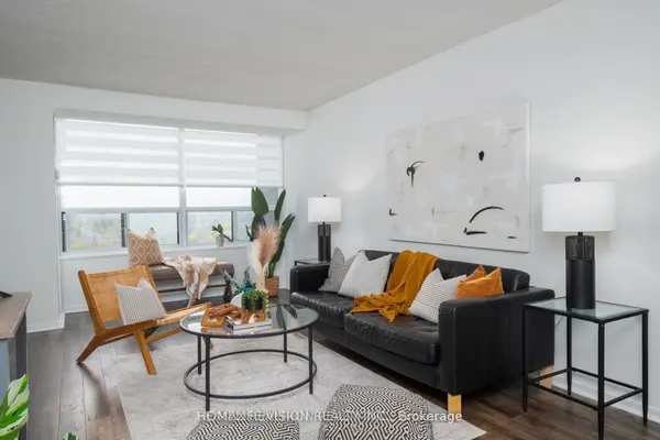 10 MUIRHEAD RD #1604, Toronto C15, ON M2J 4P9