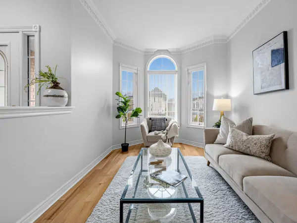 484 Poplar AVE, Ajax, ON L1S 1E8