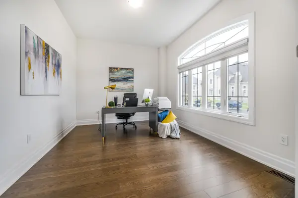 30 Enclave CT, Vaughan, ON L4H 4V9