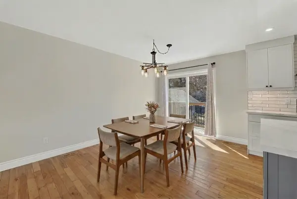 224 Thornton AVE, Essa, ON L0L 2N0