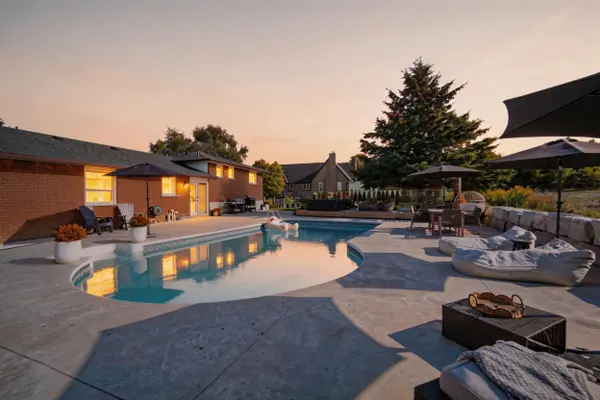 2564 15th Side Road, New Tecumseth, ON L0G 1W0