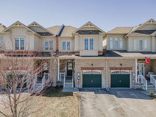 12 Greenwood DR, Essa, ON L3W 0N5