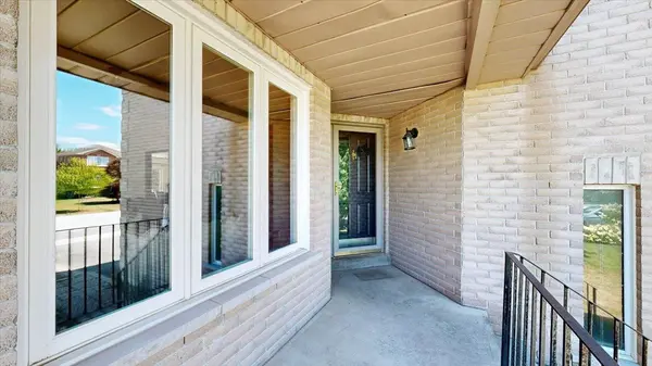 19 Tamarack TRL, Barrie, ON L4N 9S1