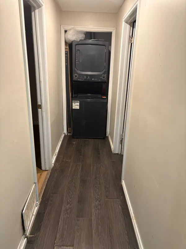 31 Bernick DR #Basement, Barrie, ON L4M 5C1