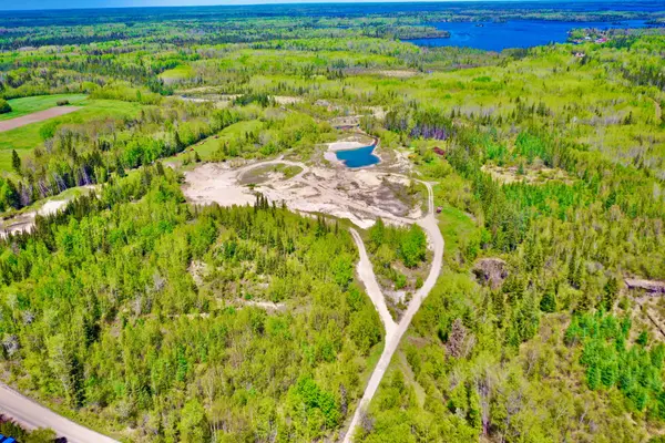 187-A Ouellette Bay RD #Moonbeam, Kapuskasing, ON P0L 1V0