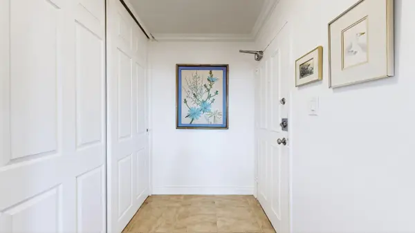 85 Emmett AVE #2402, Toronto W04, ON M6M 5A2