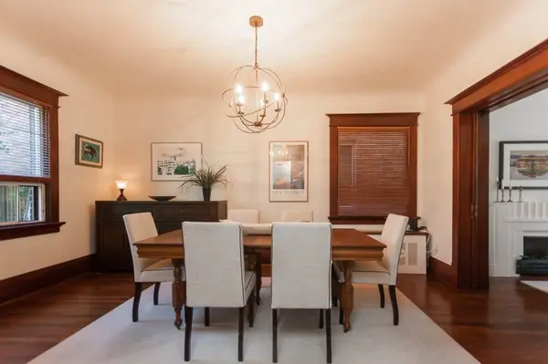 16 Laxton AVE, Toronto W01, ON M6K 1K9