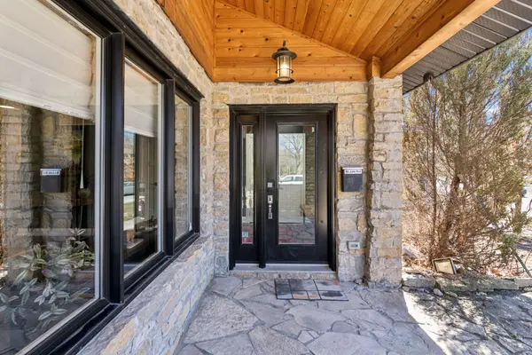 83 Humbercrest BLVD, Toronto W02, ON M6S 4L2