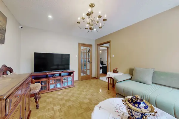 14 Rodwell CT, Brampton, ON L6Y 4G7