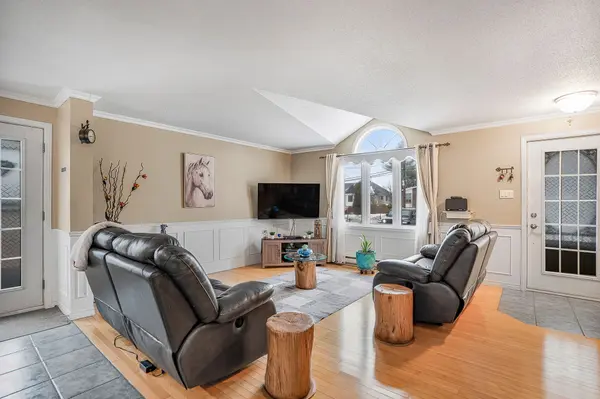 213 Longueuil ST, Champlain, ON K0B 1K0