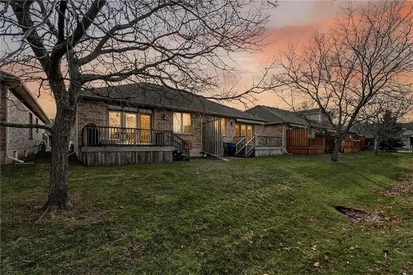 1041 PINE ST #16, Haldimand, ON N1A 2N1