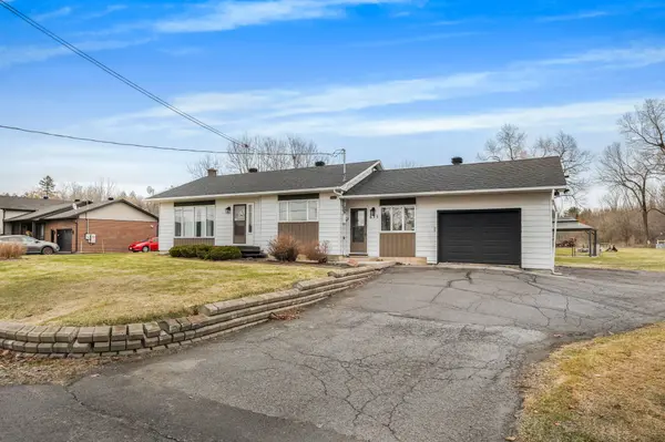 635 Front RD W, Champlain, ON K0B 1K0