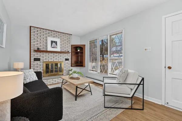 18 Johanna ST, Huntsville, ON P1H 1V1