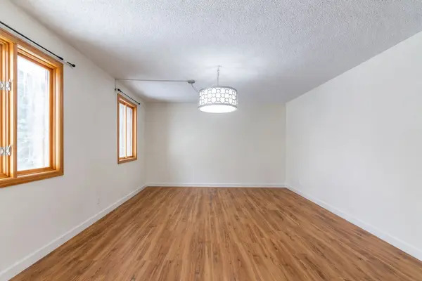 104 Henry ST, Guelph/eramosa, ON N0B 2K0