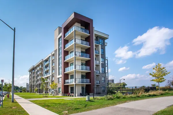 101 Shoreview PL #128, Hamilton, ON L8E 0K2