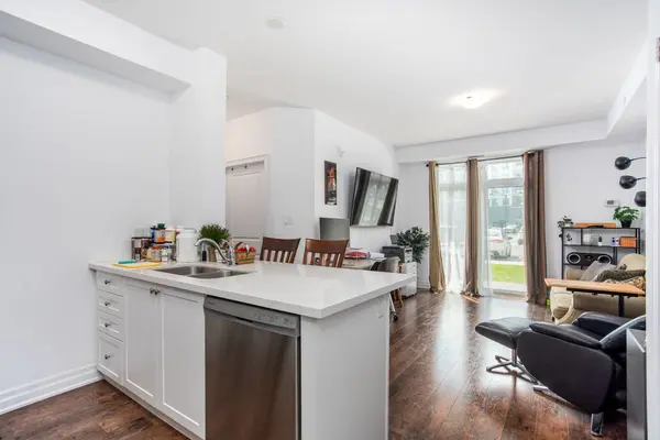 101 Shoreview PL #128, Hamilton, ON L8E 0K2