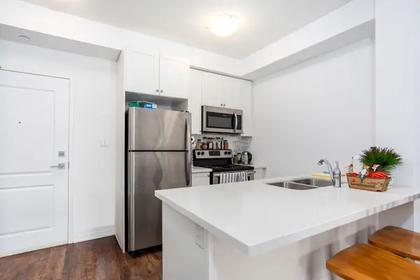 101 Shoreview PL #128, Hamilton, ON L8E 0K2