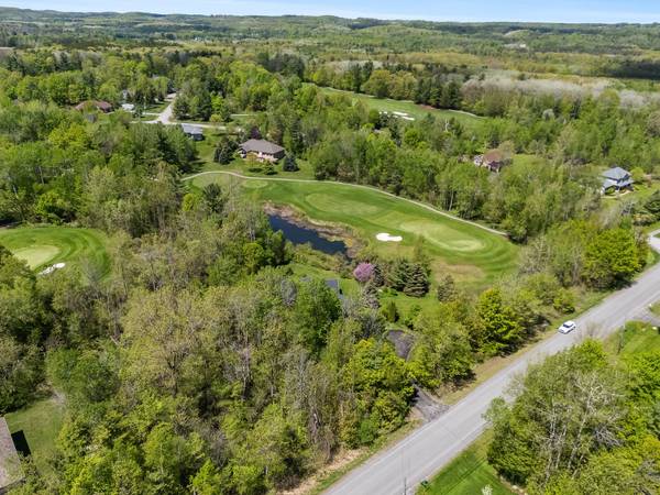 252 Bullis RD, Brighton, ON K0K 1H0