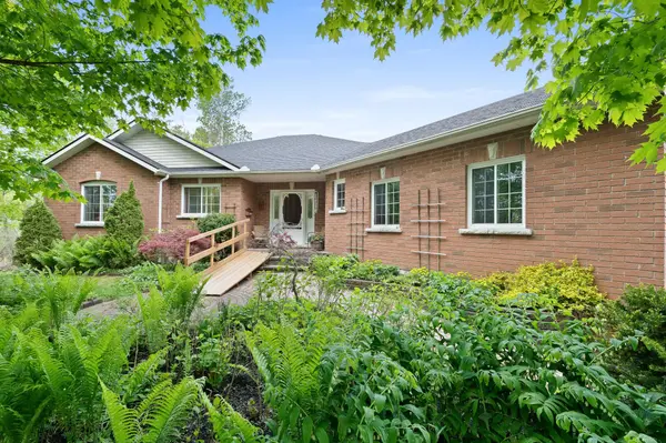 252 Bullis RD, Brighton, ON K0K 1H0