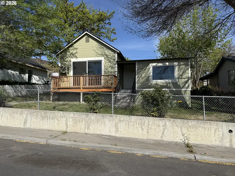 510 GRANT AVE, Maupin, OR 97037