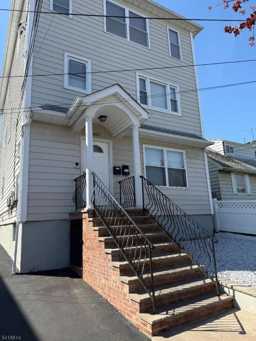451 New York Ave, Elizabeth City, NJ 07202