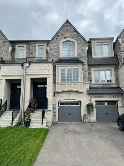 128 Stokes DR, King, ON L0G 1N0