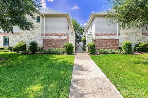 2011 S 7th Street #3, Waco, TX 76706