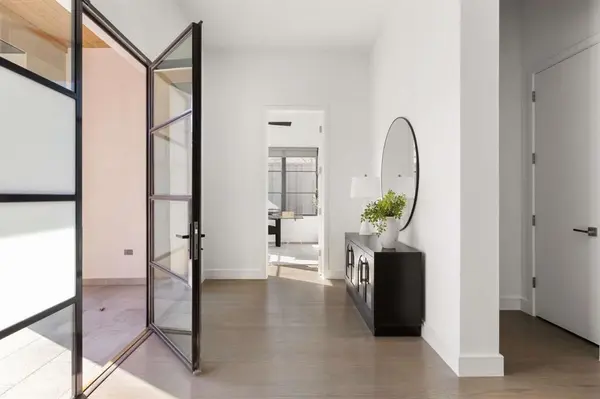 6621 Del Norte Lane, Dallas, TX 75225