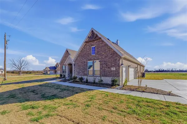 245 Cobb Road, Leonard, TX 75452