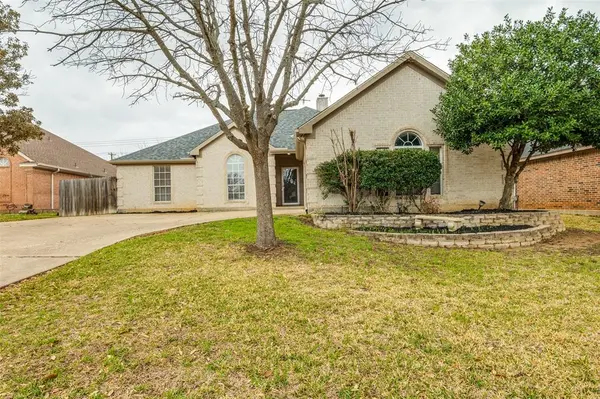 14 Enchanted Court, Mansfield, TX 76063