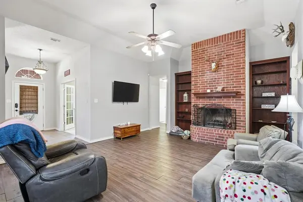 518 Robin Hood Court, Clyde, TX 79510