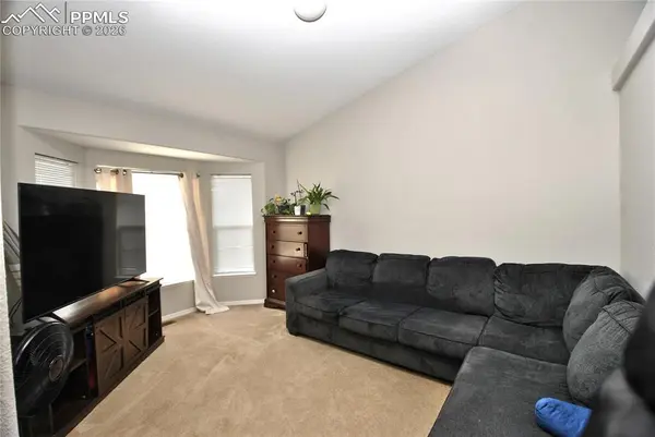 8337 Parkglen DR, Fountain, CO 80817