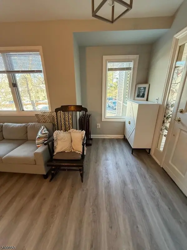 6 Troon Ter, Clinton Twp., NJ 08801