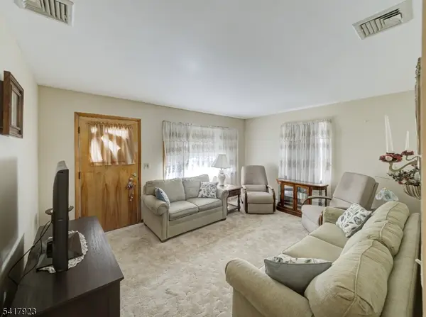 309 Marion Pl, Manville Boro, NJ 08835