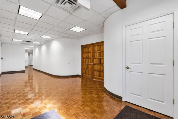 309 Argyle Pl, Kearny Town, NJ 07032